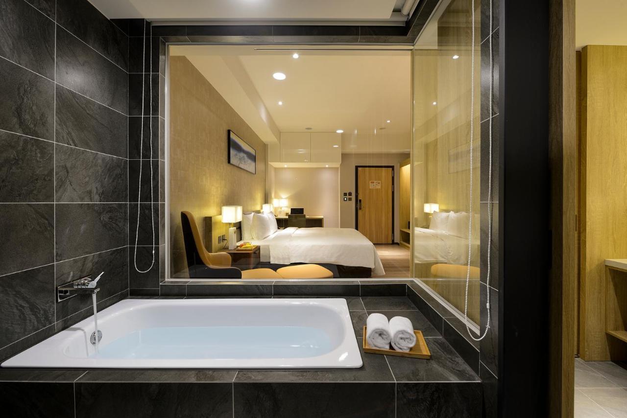 Joyfultel Hotel Guishan Exterior photo